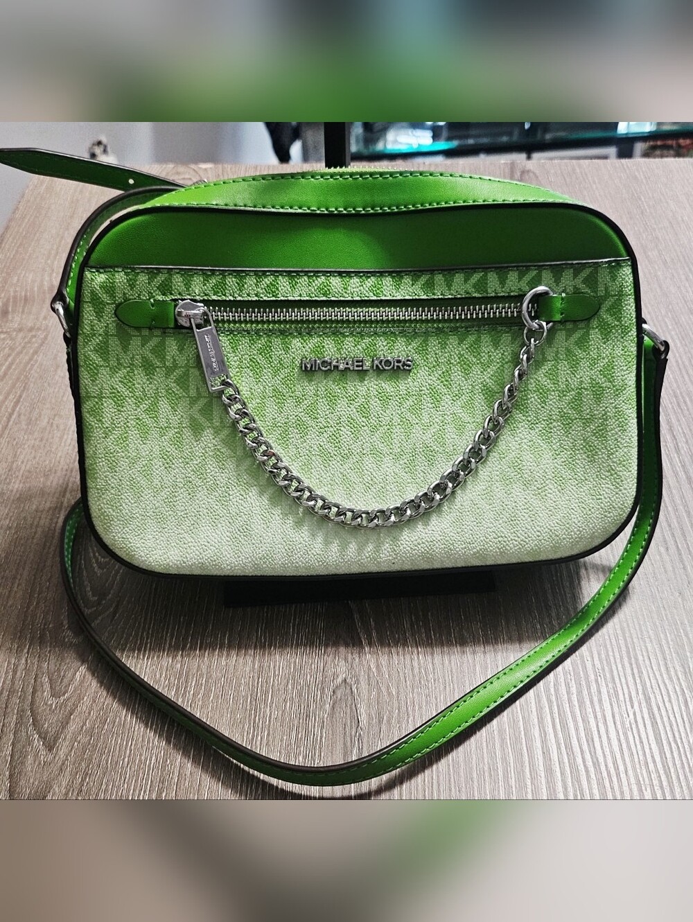 Authentic Michael Kors Jet Set Ombre Signature Logo Crossbody Purse Lime Green
